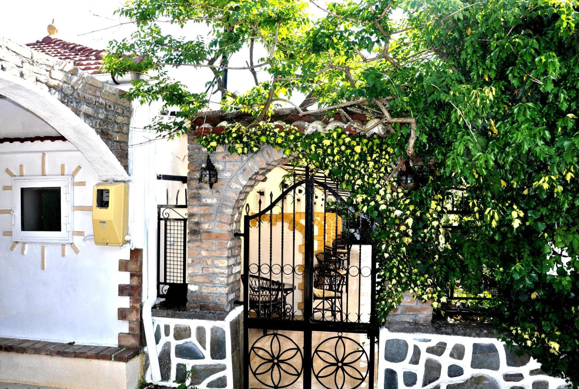 Villa Elena Studios Dassia  Dış mekan fotoğraf